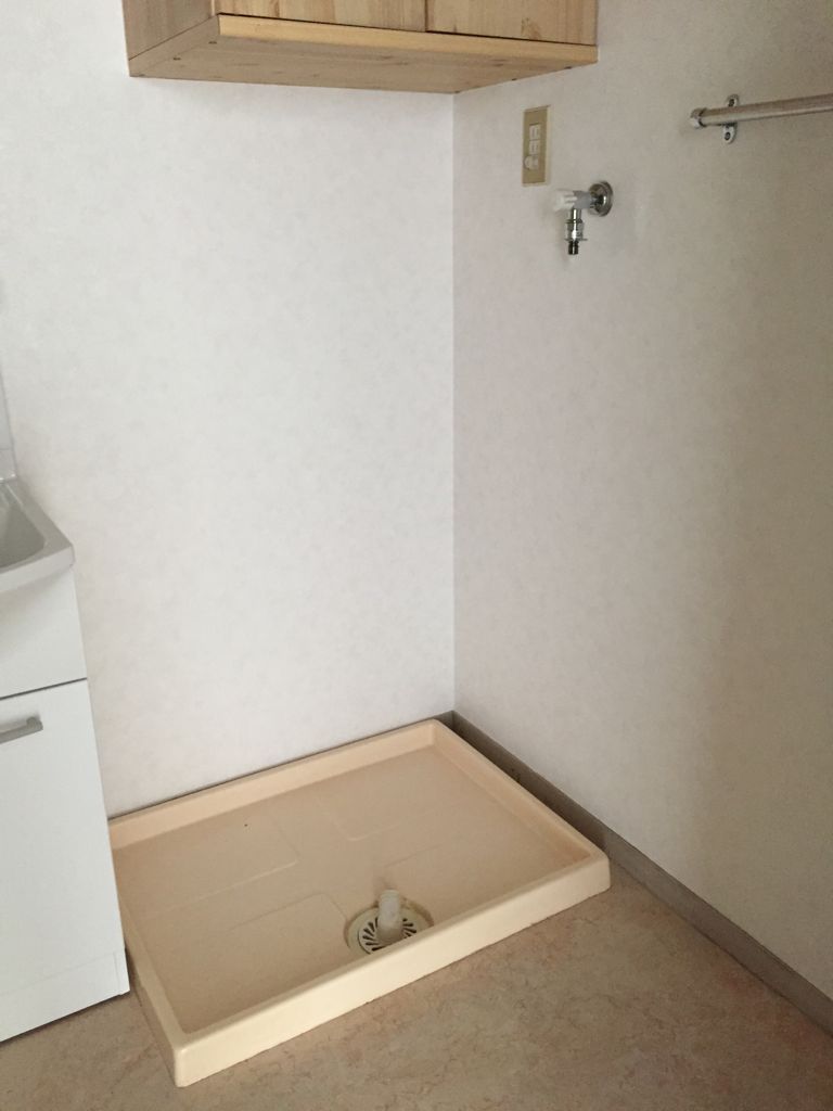 横浜市青葉区Ｕ様邸　洗濯機防水パン交換